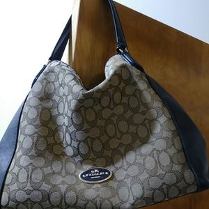 COACH EDIE SIGNATURE BAG